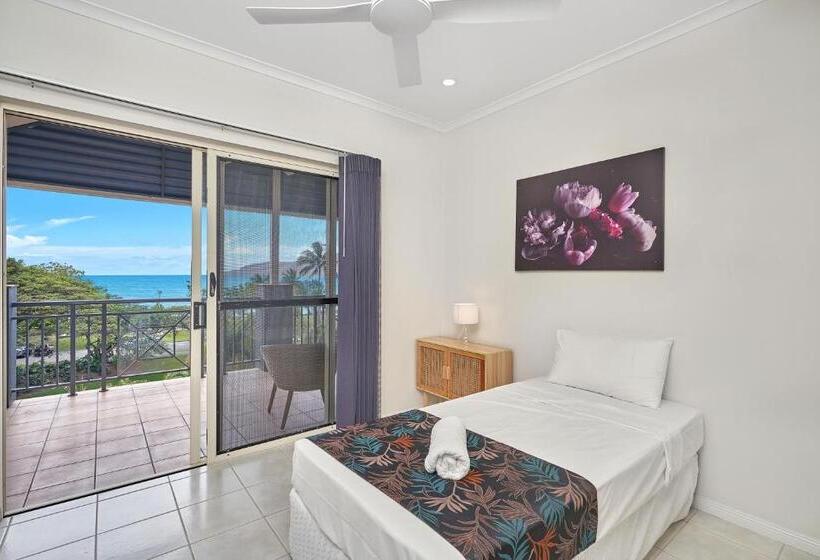 North Cove Waterfront Suites