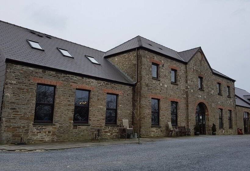 بنسيون Llety Cynin