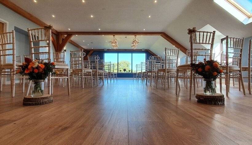 بنسيون Llety Cynin