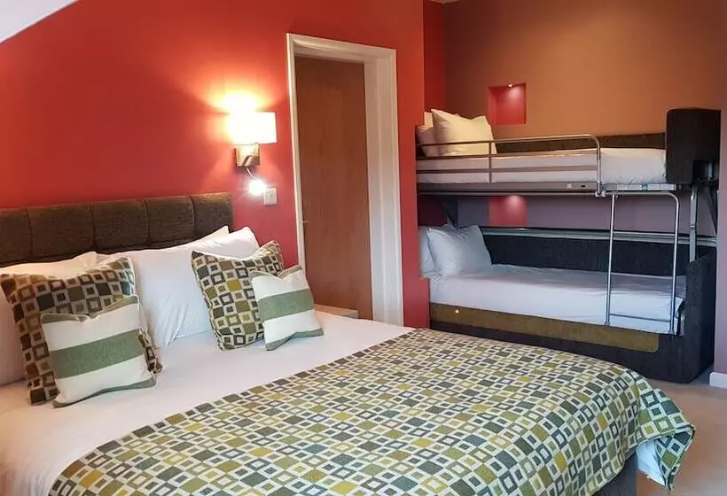 بنسيون Llety Cynin