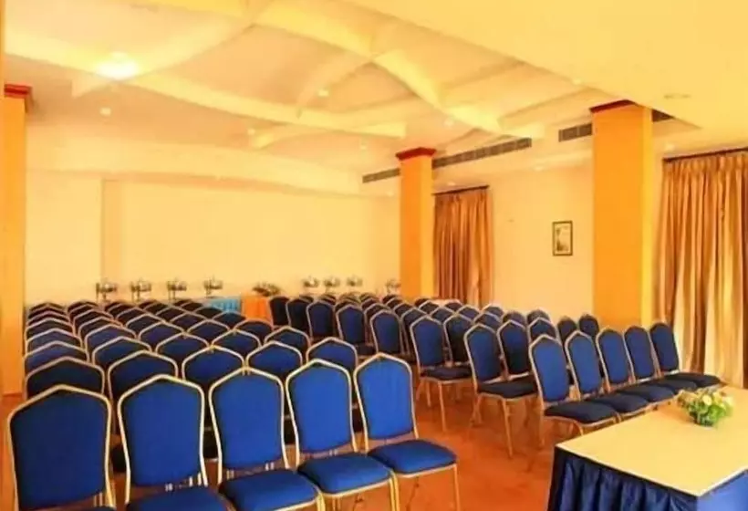 Resort Blue Waters Cherai