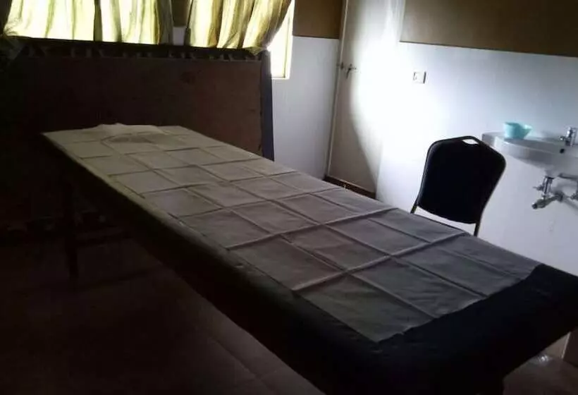 Resort Blue Waters Cherai