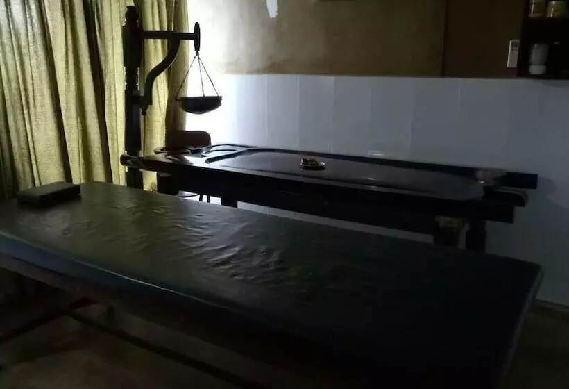 Resort Blue Waters Cherai