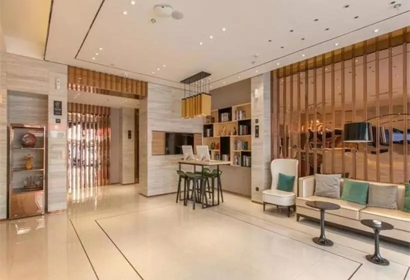 ホテル City Comfort Inn Wuhan International Expo Center Qianjin Village Metro Station
