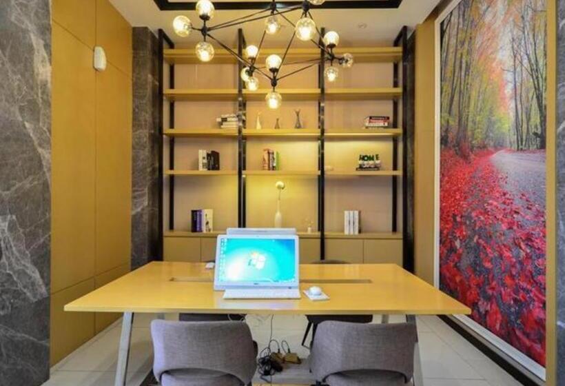 호텔 City Comfort Inn Jingzhou Hongxing Road Food Street