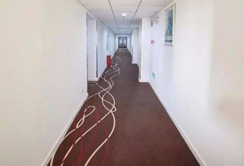 Greentree Alliance Hotel Qinghuangdao Wanda Plaza