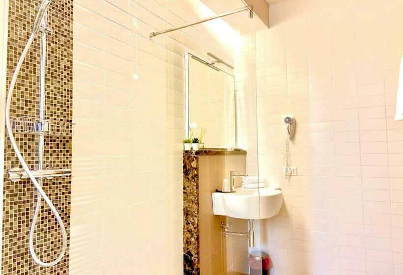 فندق صغير Casa Nostra