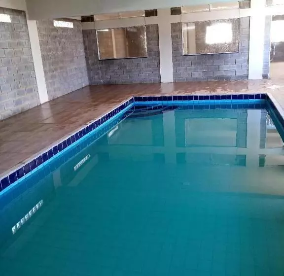 Retkeilymaja Pousada Moura ávila