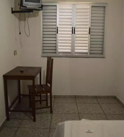 Retkeilymaja Pousada Moura ávila