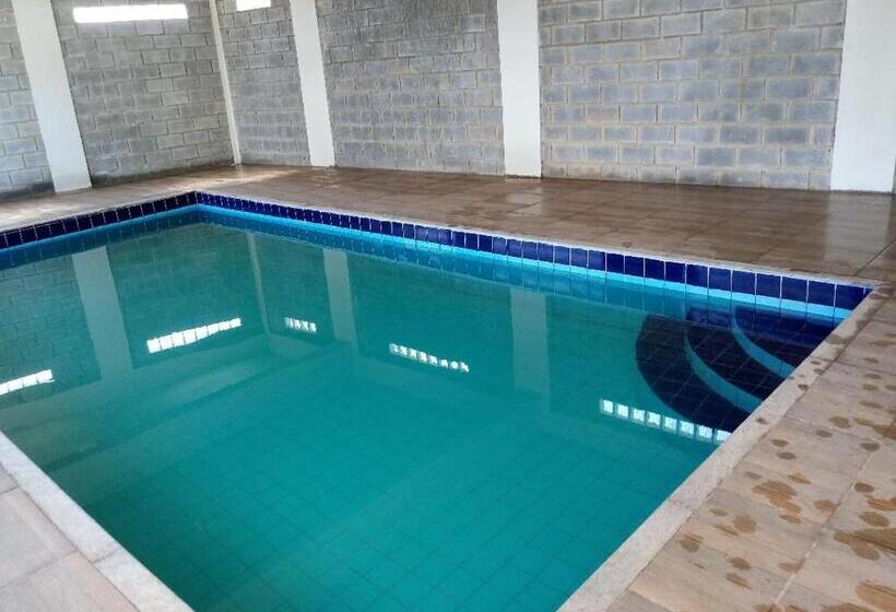 Albergue Pousada Moura ávila