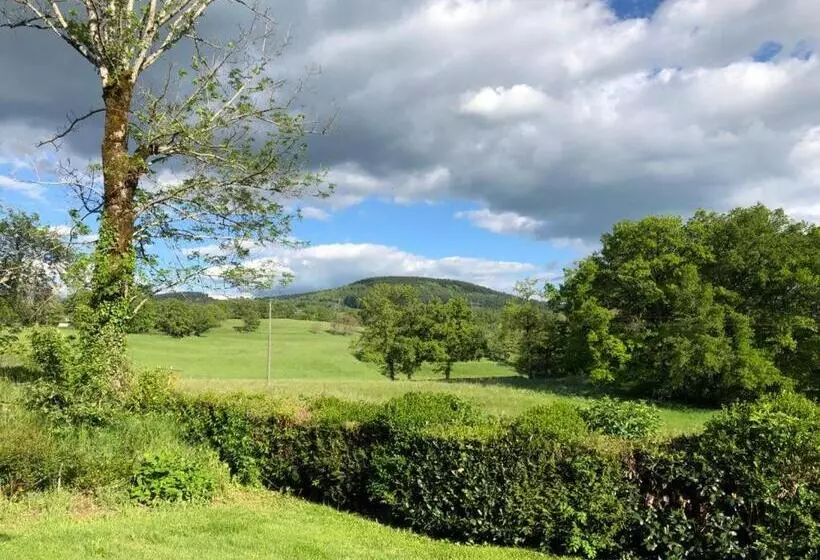 Aamiaismajoitus (B&B) Maison De Campagne