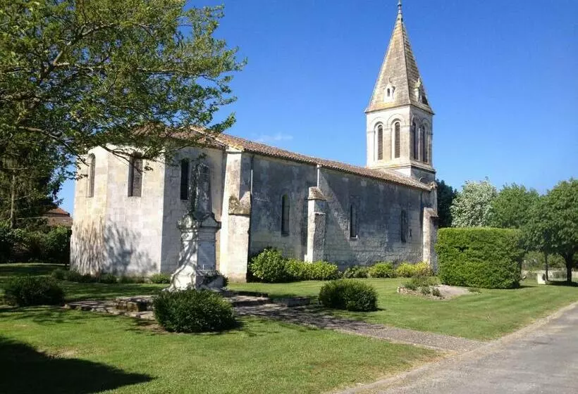 Aamiaismajoitus (B&B) Tess Cottage