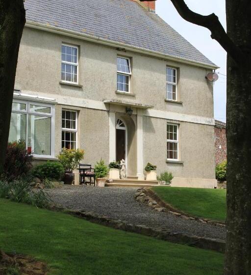 住宿加早餐 Ty Llwyd