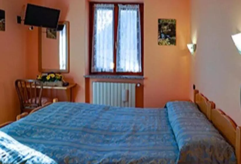 ホテル Albergo Ristorante Sole