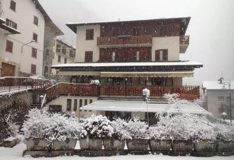 ホテル Albergo Ristorante Sole