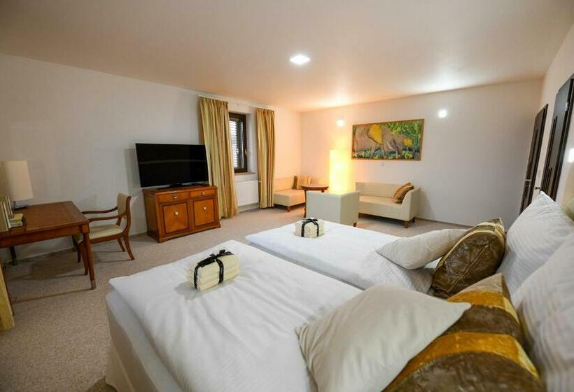 Bed and Breakfast Atrium Accomm