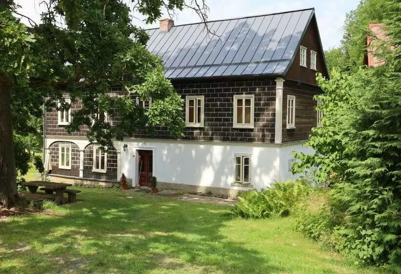 Aamiaismajoitus (B&B) Chalupa Huníkov