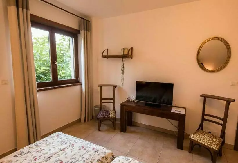 ベッドアンドブレックファースト Chambre D Hôtes De Charme, Un Temps En Forêt