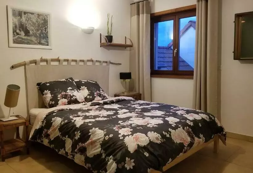 ベッドアンドブレックファースト Chambre D Hôtes De Charme, Un Temps En Forêt