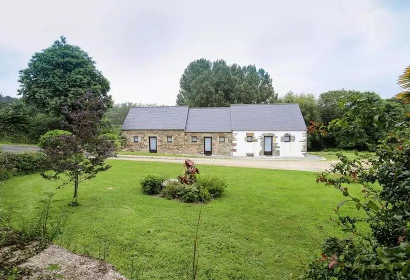 Aamiaismajoitus (B&B) Domaine Des Fougères