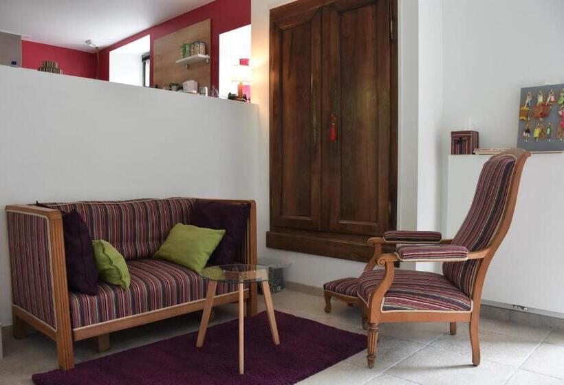 مبيت وإفطار Domaine Des Fougères