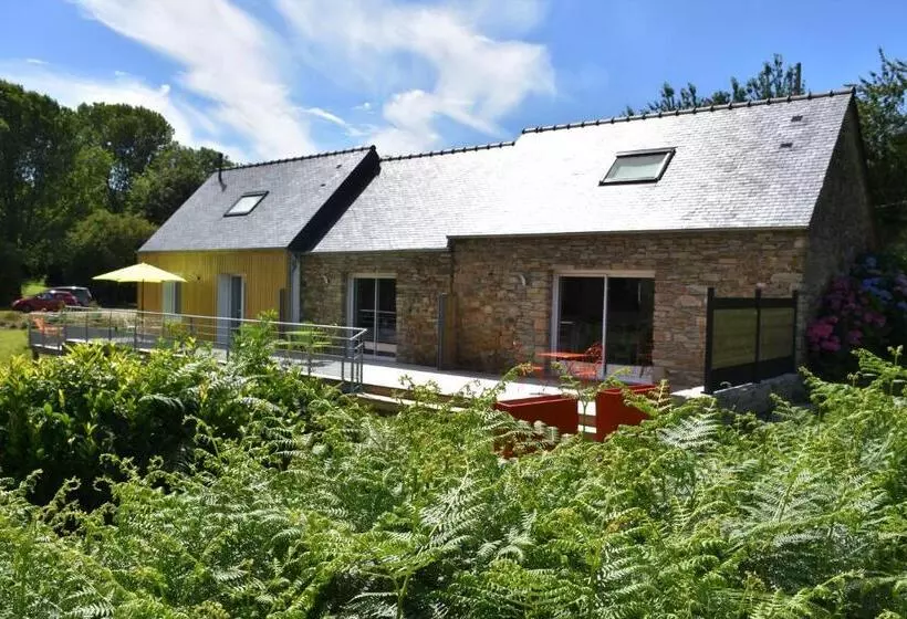 Aamiaismajoitus (B&B) Domaine Des Fougères