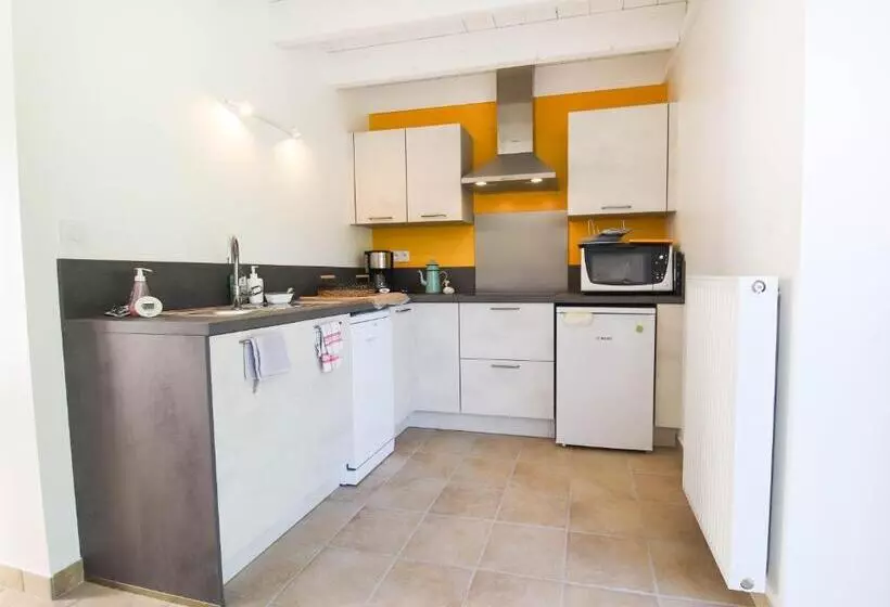 Aamiaismajoitus (B&B) Domaine Des Fougères