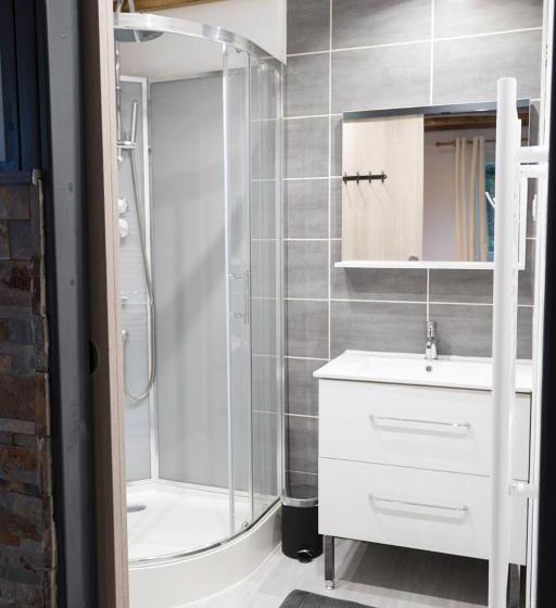 مبيت وإفطار Echo Des Montagnes