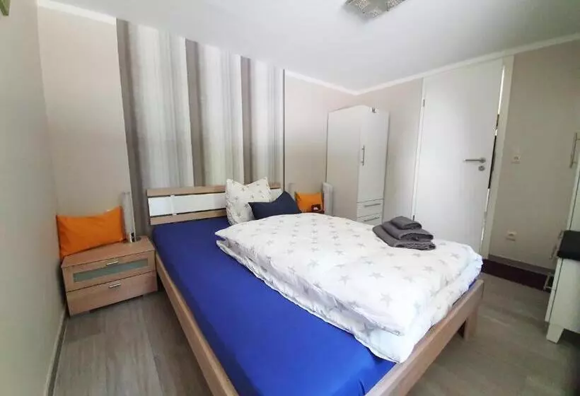 Aamiaismajoitus (B&B) Fremdenzimmer   Petit Quartier