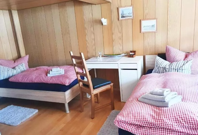 Aamiaismajoitus (B&B) Fremdenzimmer   Petit Quartier