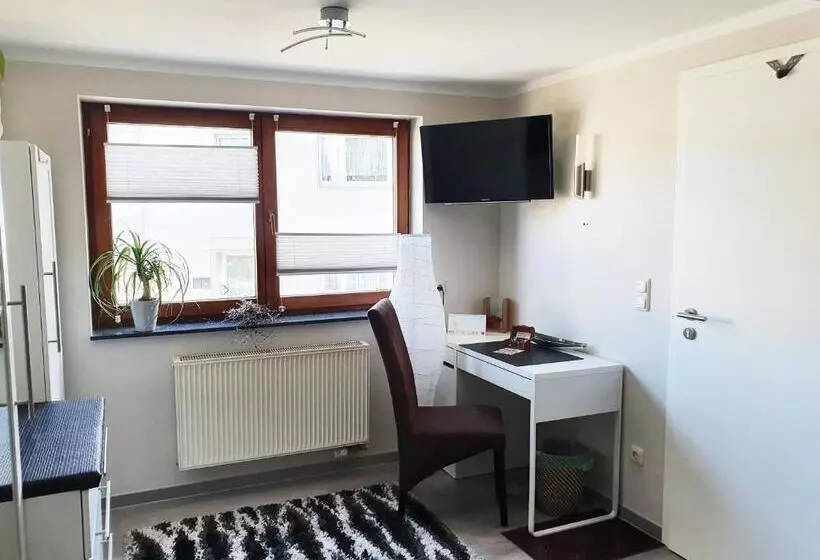 Aamiaismajoitus (B&B) Fremdenzimmer   Petit Quartier