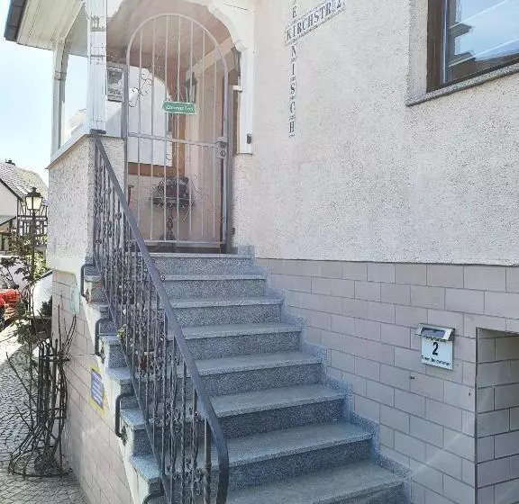 Aamiaismajoitus (B&B) Fremdenzimmer   Petit Quartier