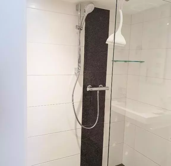 Aamiaismajoitus (B&B) Fremdenzimmer   Petit Quartier