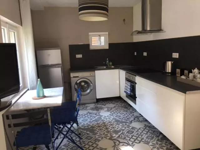 Aamiaismajoitus (B&B) Villa Henri