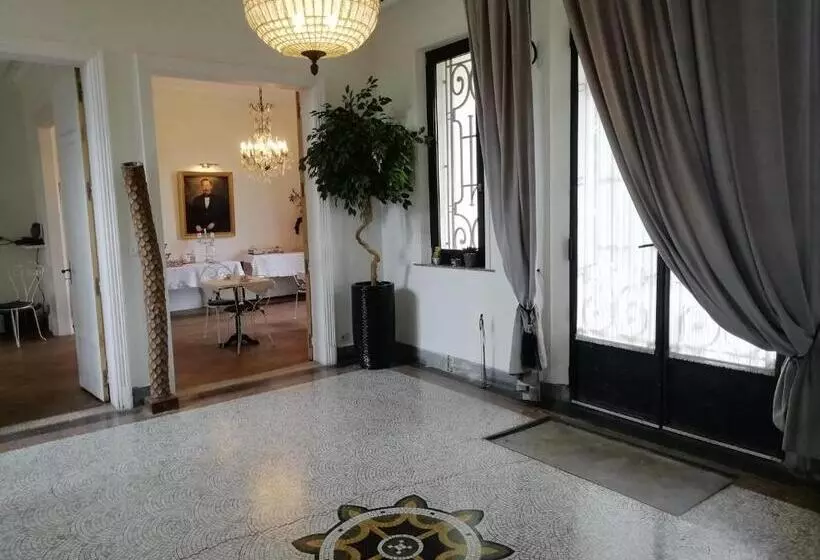 Aamiaismajoitus (B&B) Villa Henri