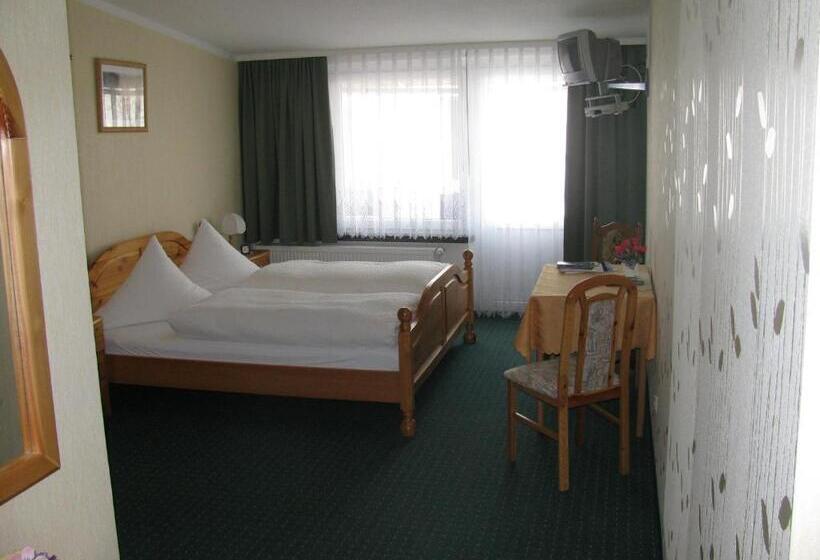 Gasthaus Und Pension Zum Biber