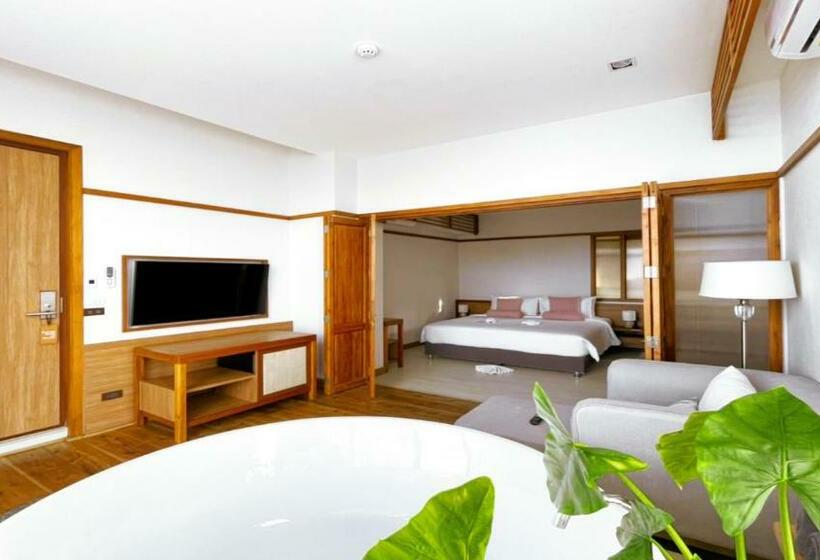 Hotel สิชลเตโซโร