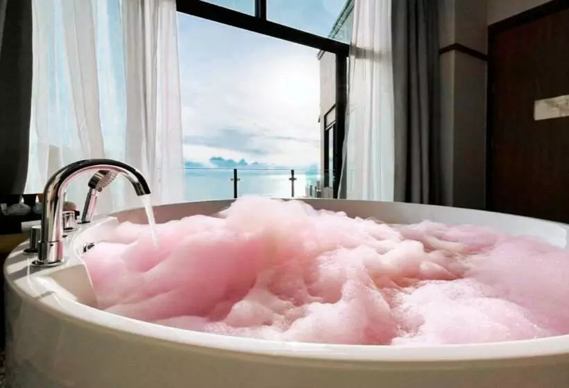 Hotelli สิชลเตโซโร