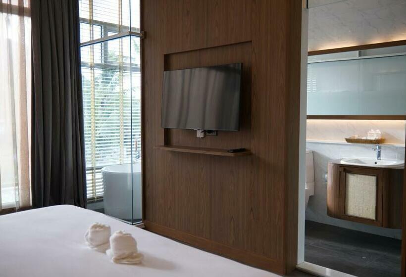 Hotel สิชลเตโซโร