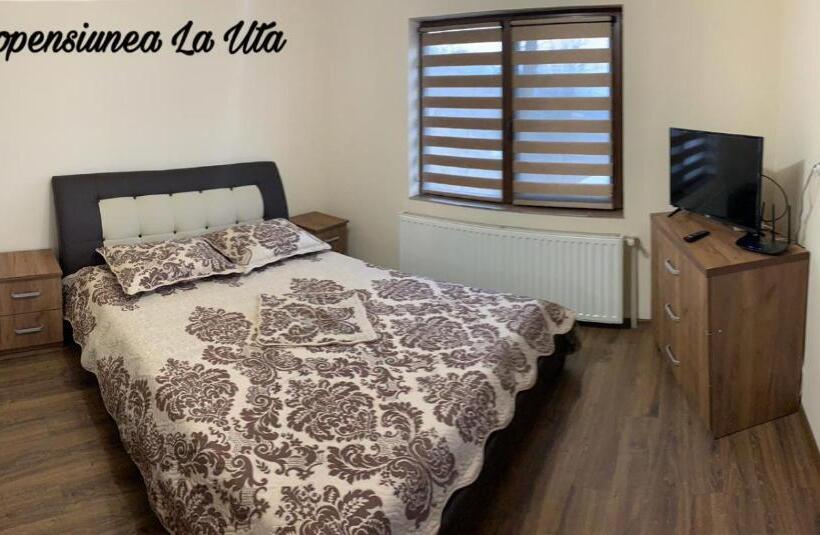 Hotel Agropensiunea La Uța