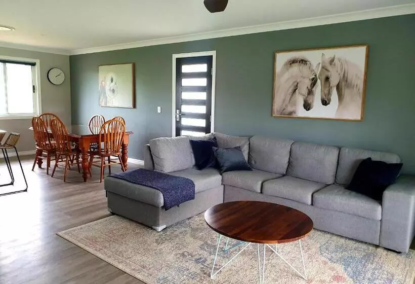 ホテル Fig Tree Farm B&b Highvale Farmstay Near Brisbane!