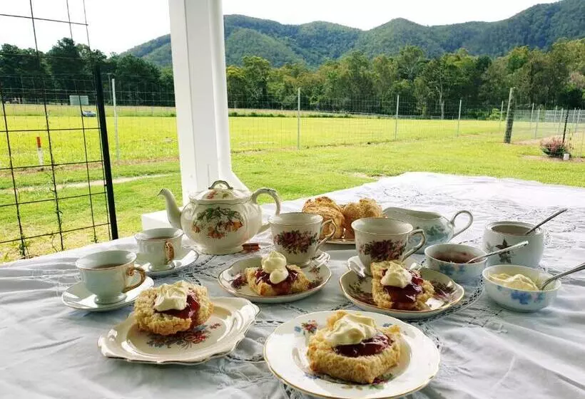 ホテル Fig Tree Farm B&b Highvale Farmstay Near Brisbane!