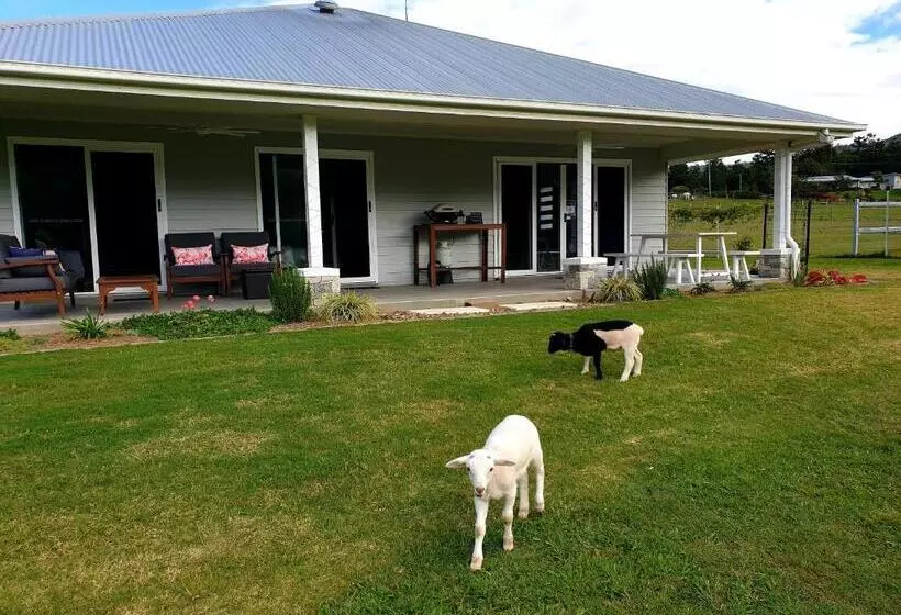 ホテル Fig Tree Farm B&b Highvale Farmstay Near Brisbane!