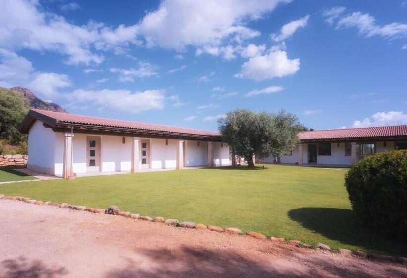 בית מלון כפרי Su Cappeddu Agriturismo