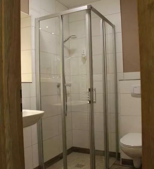 Hotelli Vorsicht Hôtel