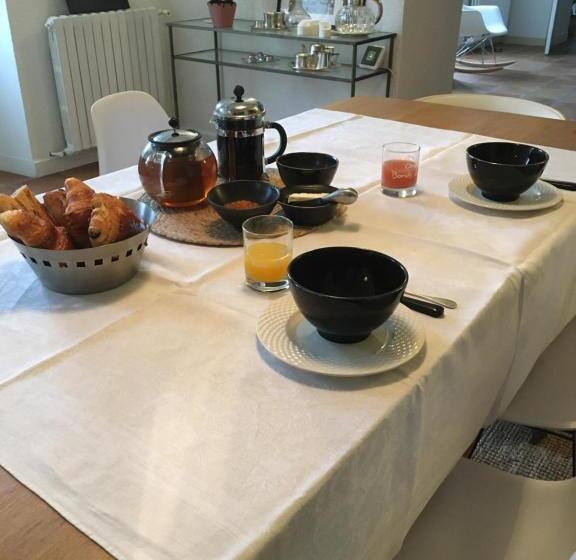 Пансион A L Ombre Du Figuier