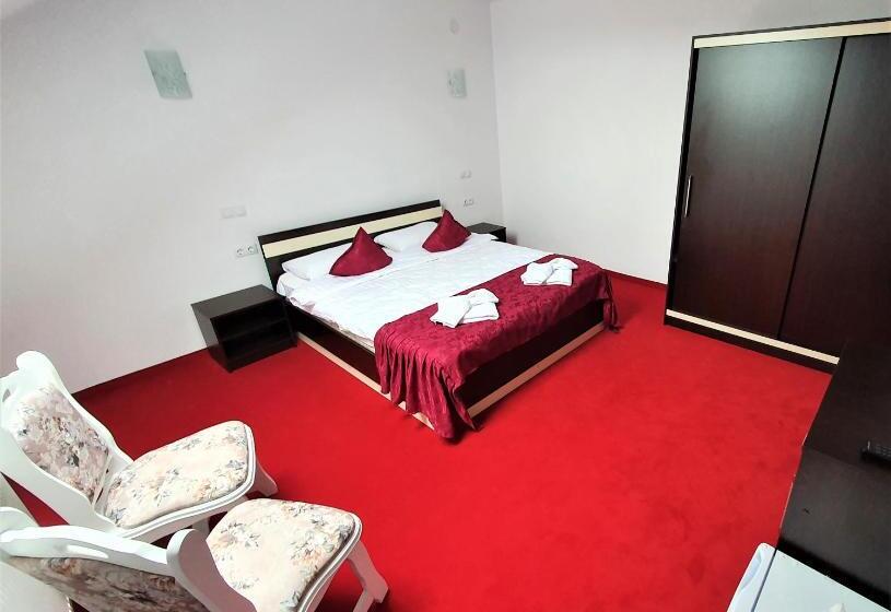 פנסיון Ari Events