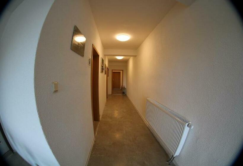 Pensió Gästehaus Kleinfurra