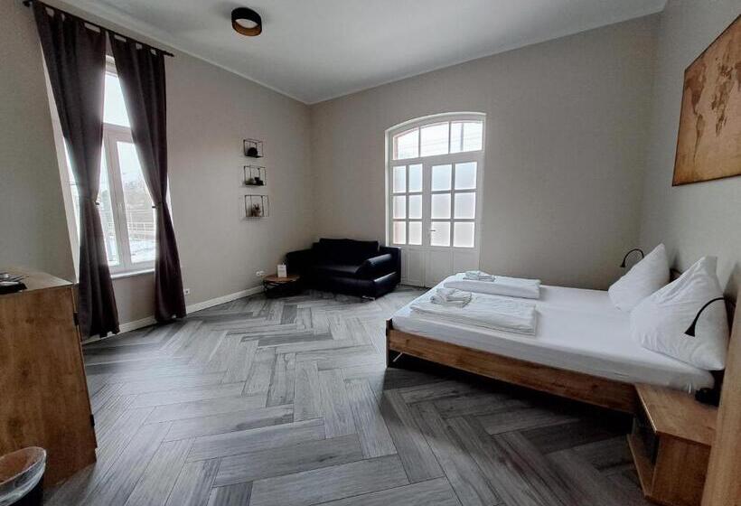 Pension Am Bahnhof Kavelstorf