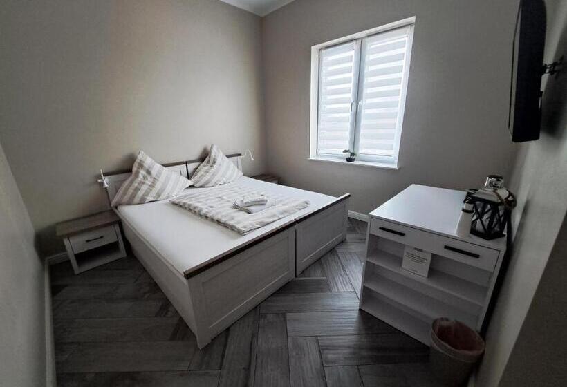 Pension Am Bahnhof Kavelstorf